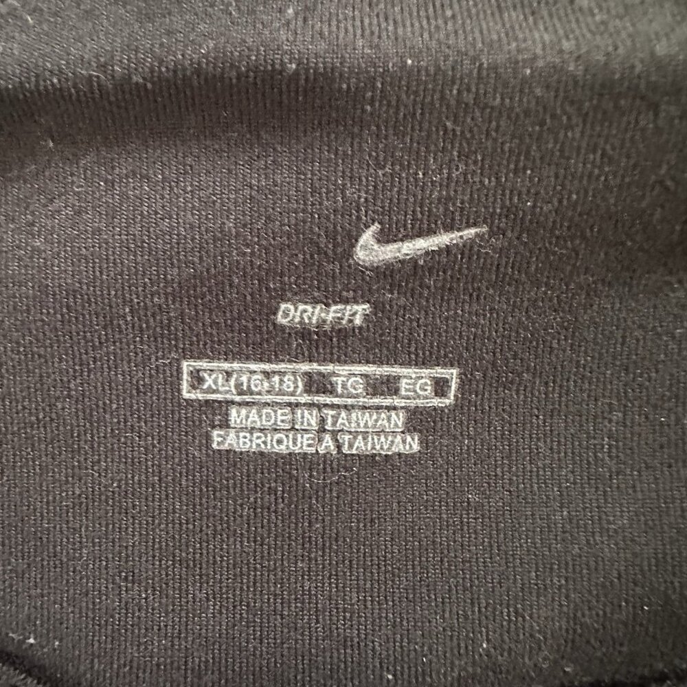 Nike Dri Fit Leggings Women’s XL Black With Gray Side Stripe Capri Length - Picture 3 of 9